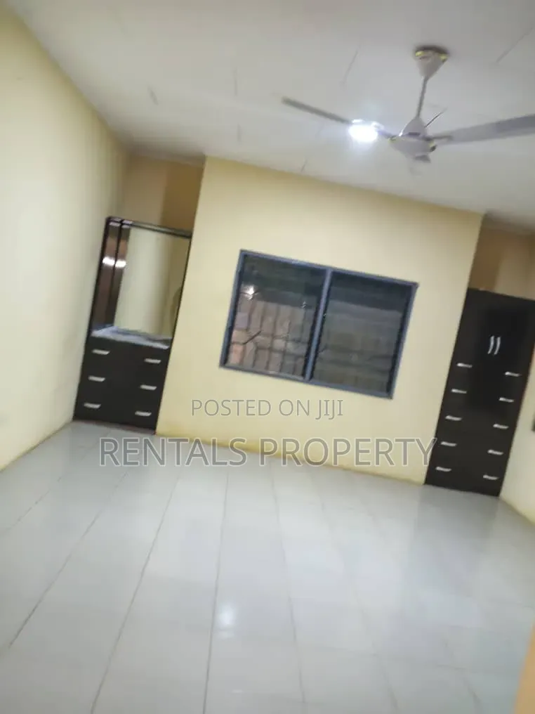 6bdrm Mansion in Amrahia for rent