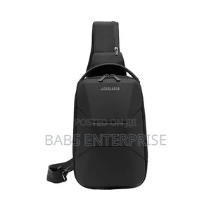 Green Lion Liverpool Crossbody Backpack