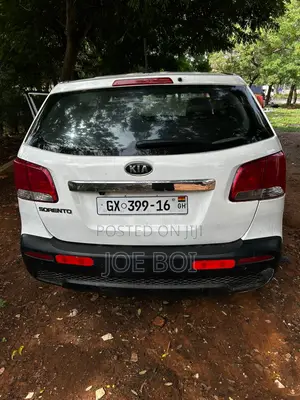 Kia Sorento 2013 White