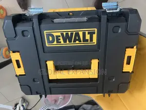 Dewalt Dcf892. Brushless Cordless Wrench Machine.