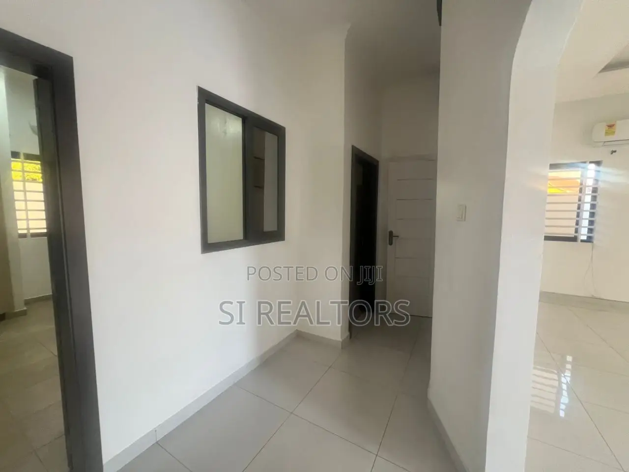 3bdrm House in Modern Home, Baatsona Total for rent
