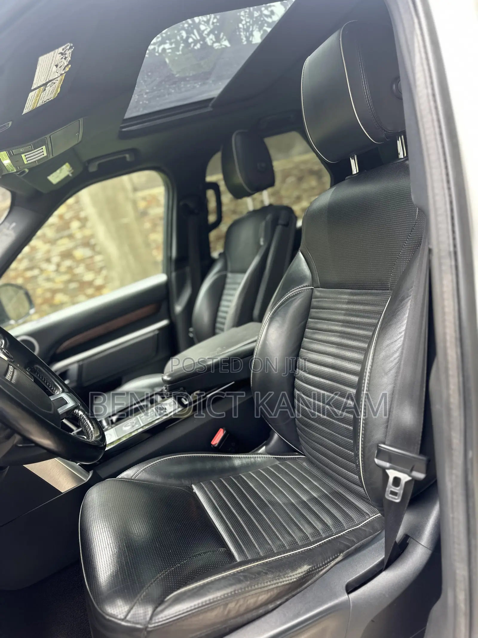 Land Rover Discovery HSE 4x4 2018 Silver