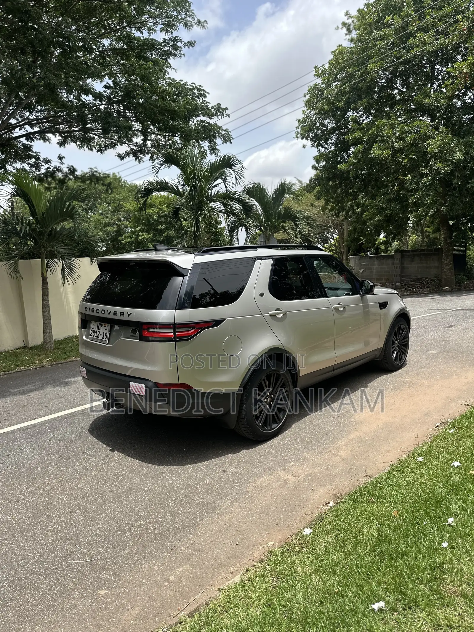 Land Rover Discovery HSE 4x4 2018 Silver