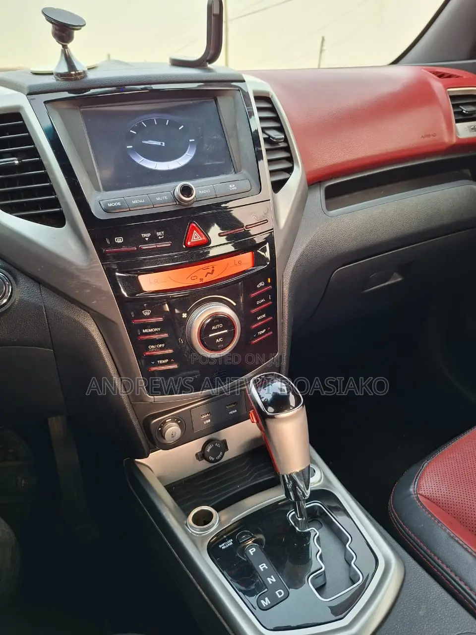 SsangYong Chairman 2015 Red