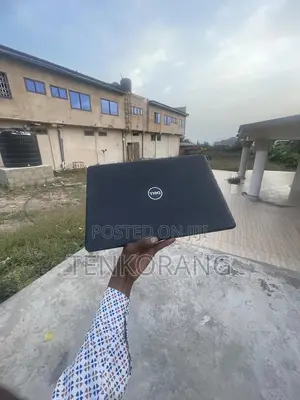 Laptop Dell Inspiron 15 4GB Intel SSHD+SSD 256GB