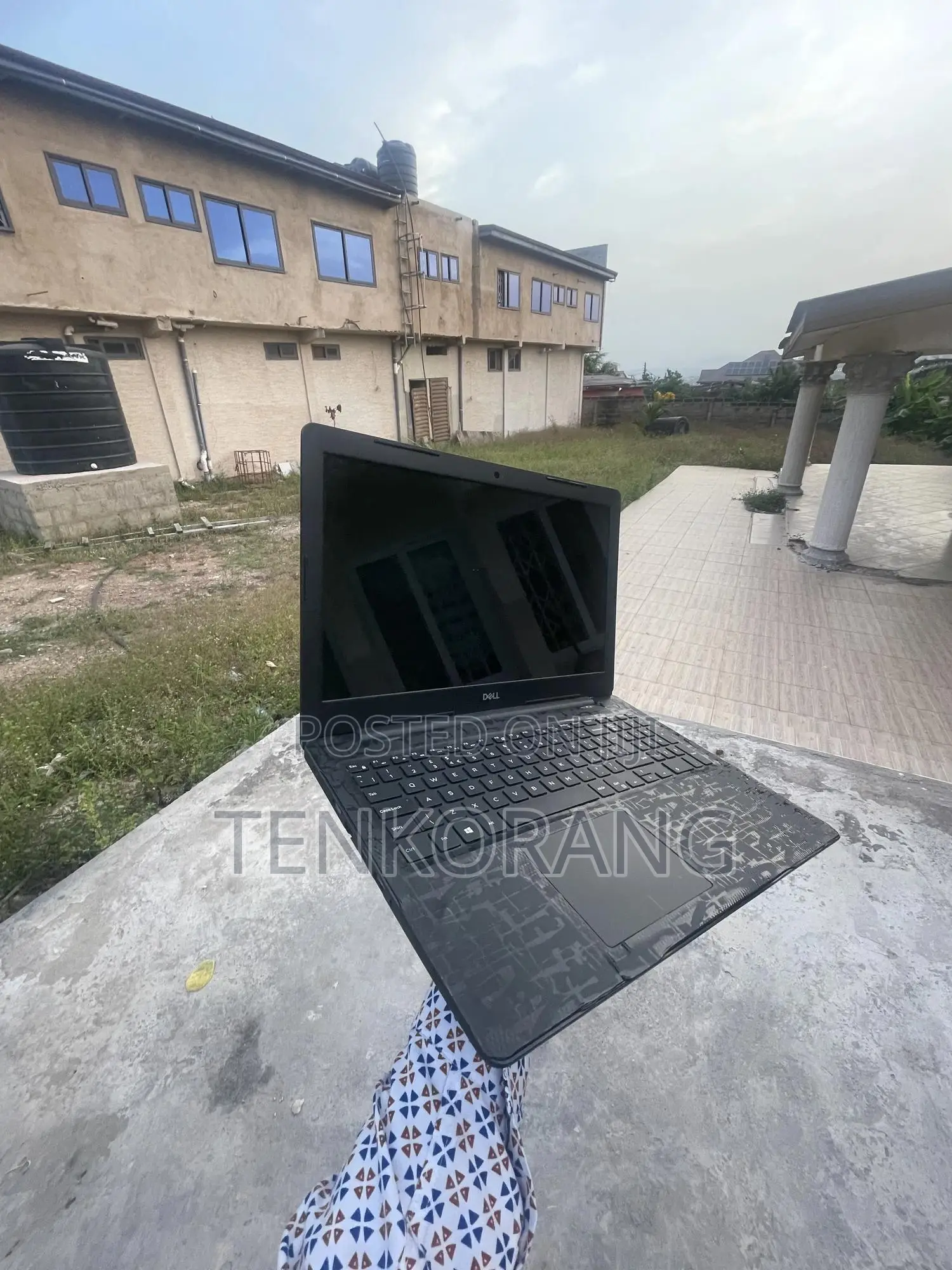 Laptop Dell Inspiron 15 4GB Intel SSHD+SSD 256GB