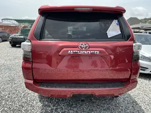 Toyota 4-Runner SR5 Premium 4dr SUV (4.0L 6cyl 5A) 2015 Red