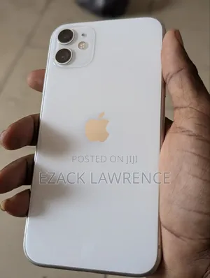 Apple iPhone 11 64 GB White