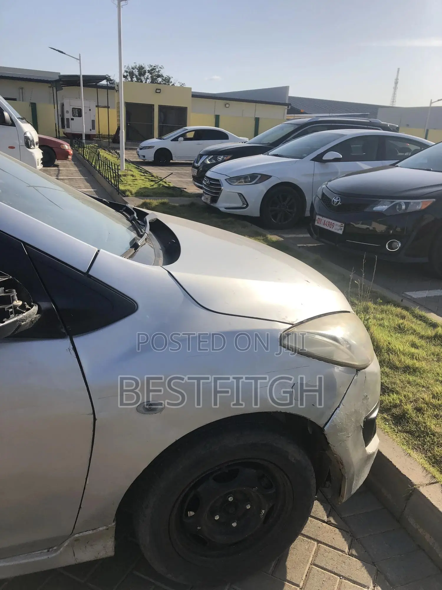 Mazda 2 2012 Silver