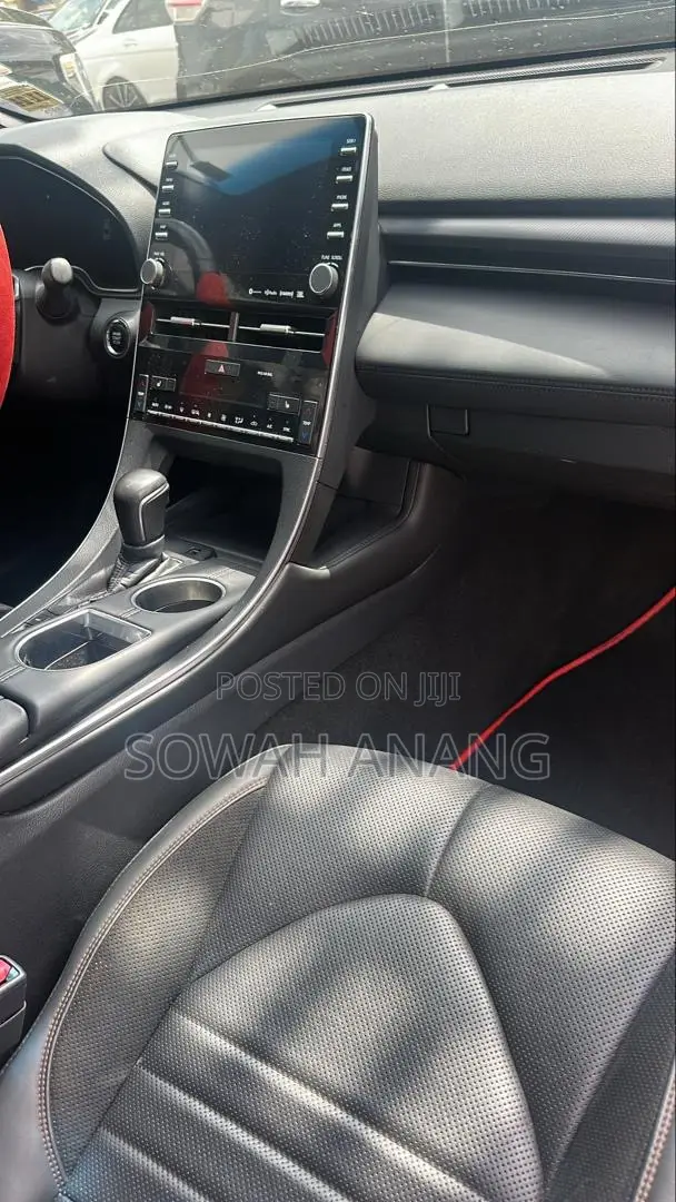 Toyota Avalon 2019 Black