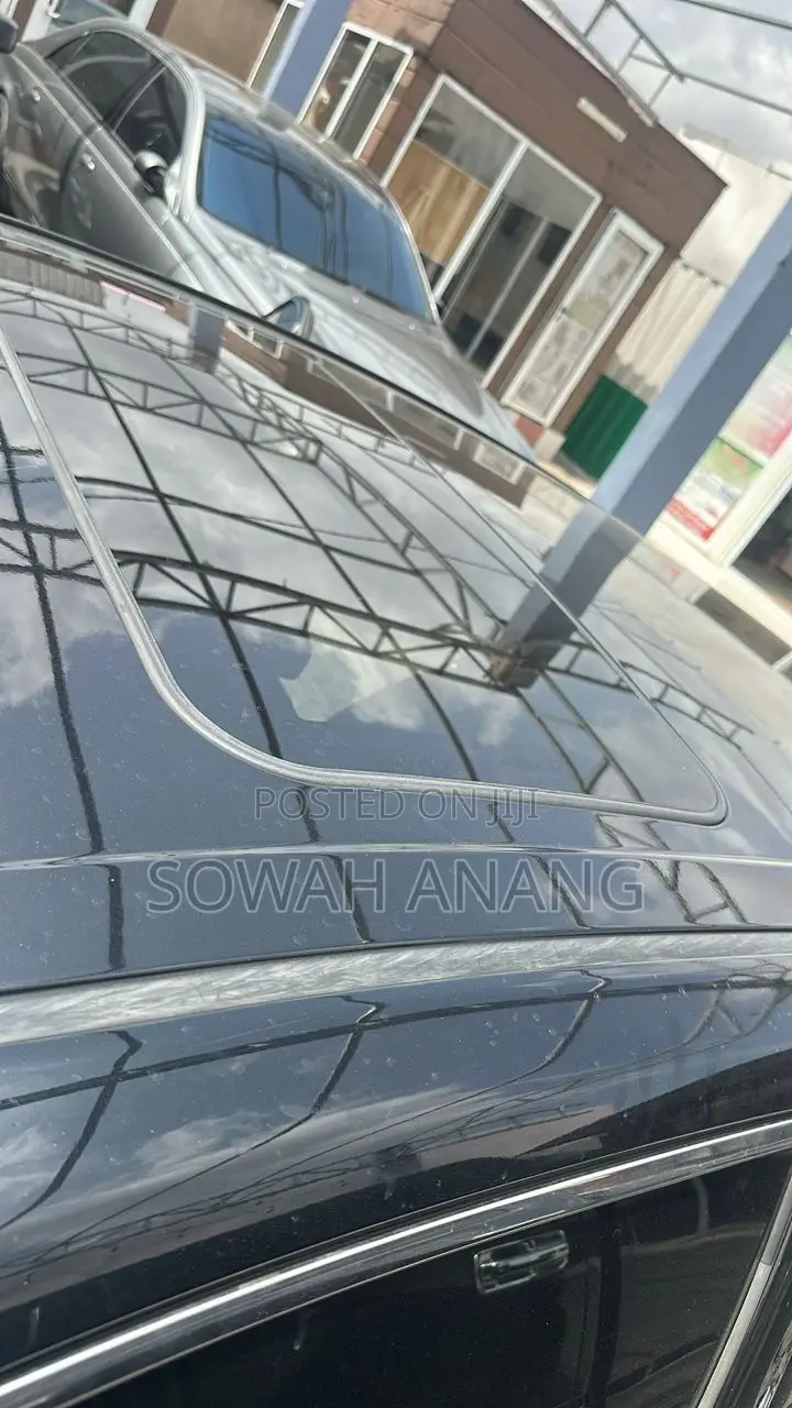 Toyota Avalon 2019 Black