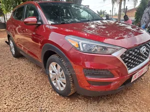 Hyundai Tucson 2019 Red