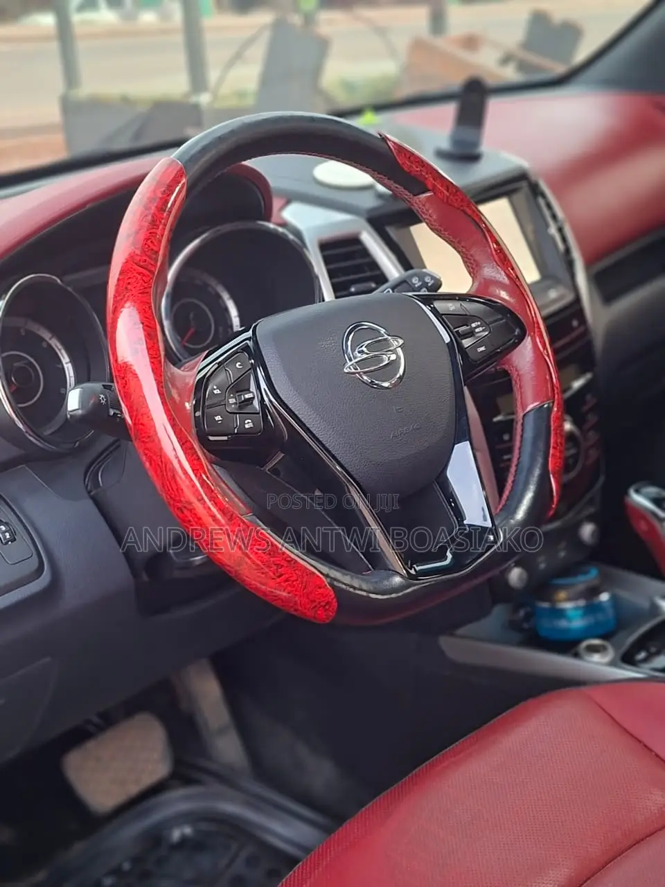 SsangYong Chairman 2015 Red