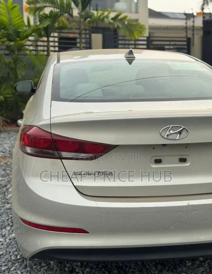 Hyundai Elantra Limited 2018 Ivory