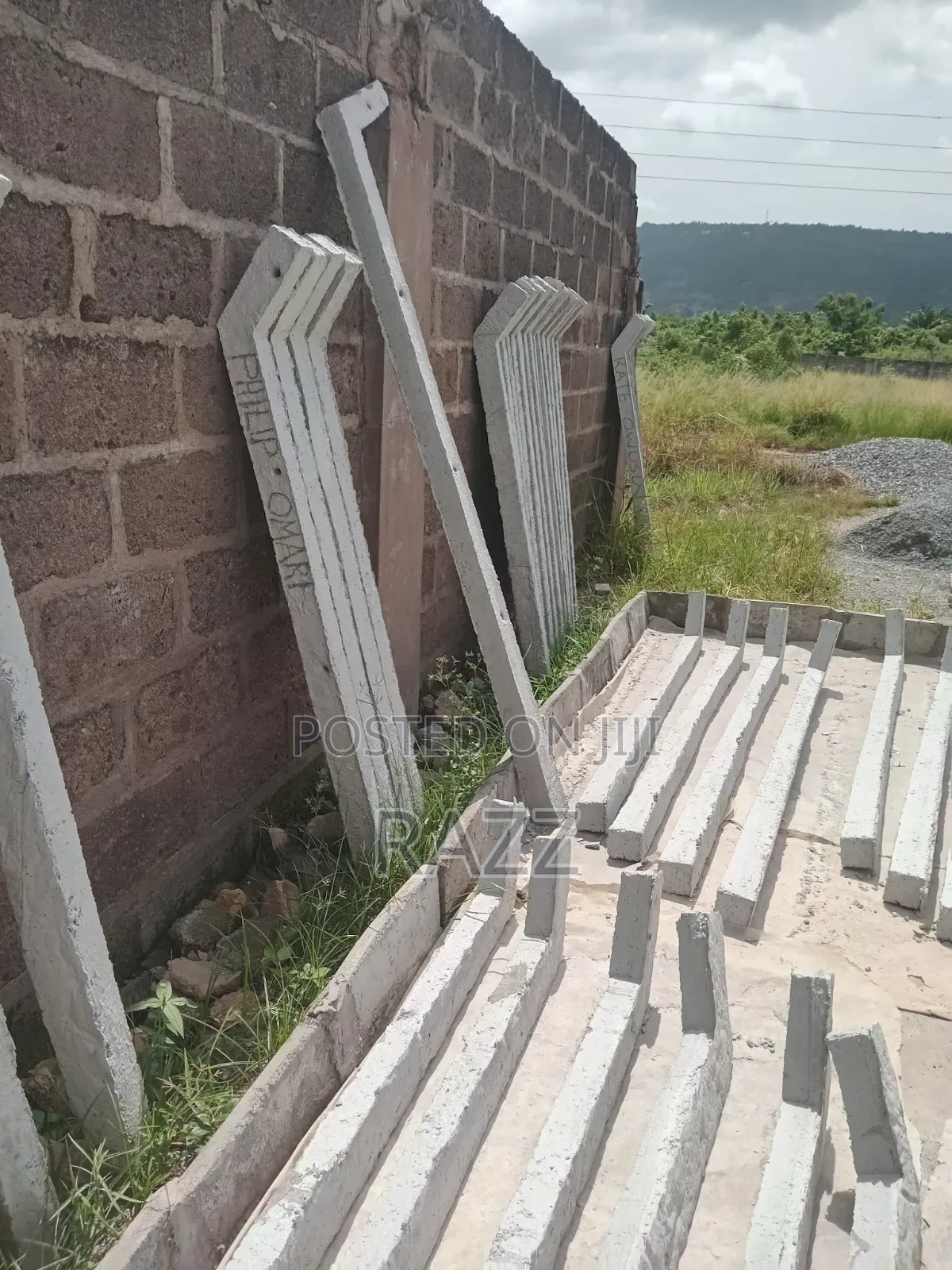 Plot Pillars