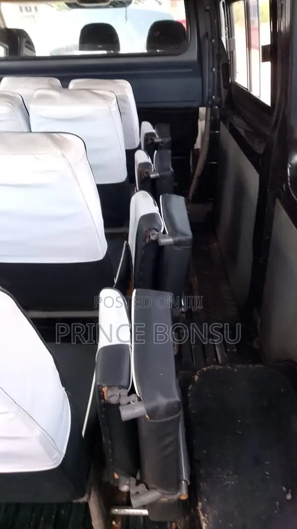Mercedes-Benz Sprinter 2013 Black