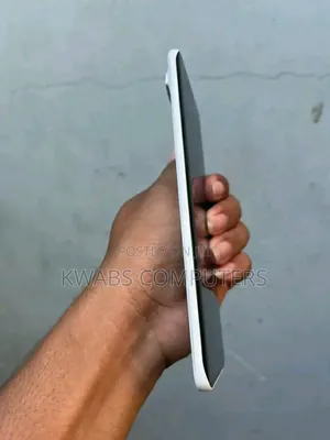 Tecno Spark Slim 256 GB White
