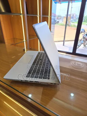 Laptop HP EliteBook 745 G6 16GB AMD Ryzen 5 SSD 256GB