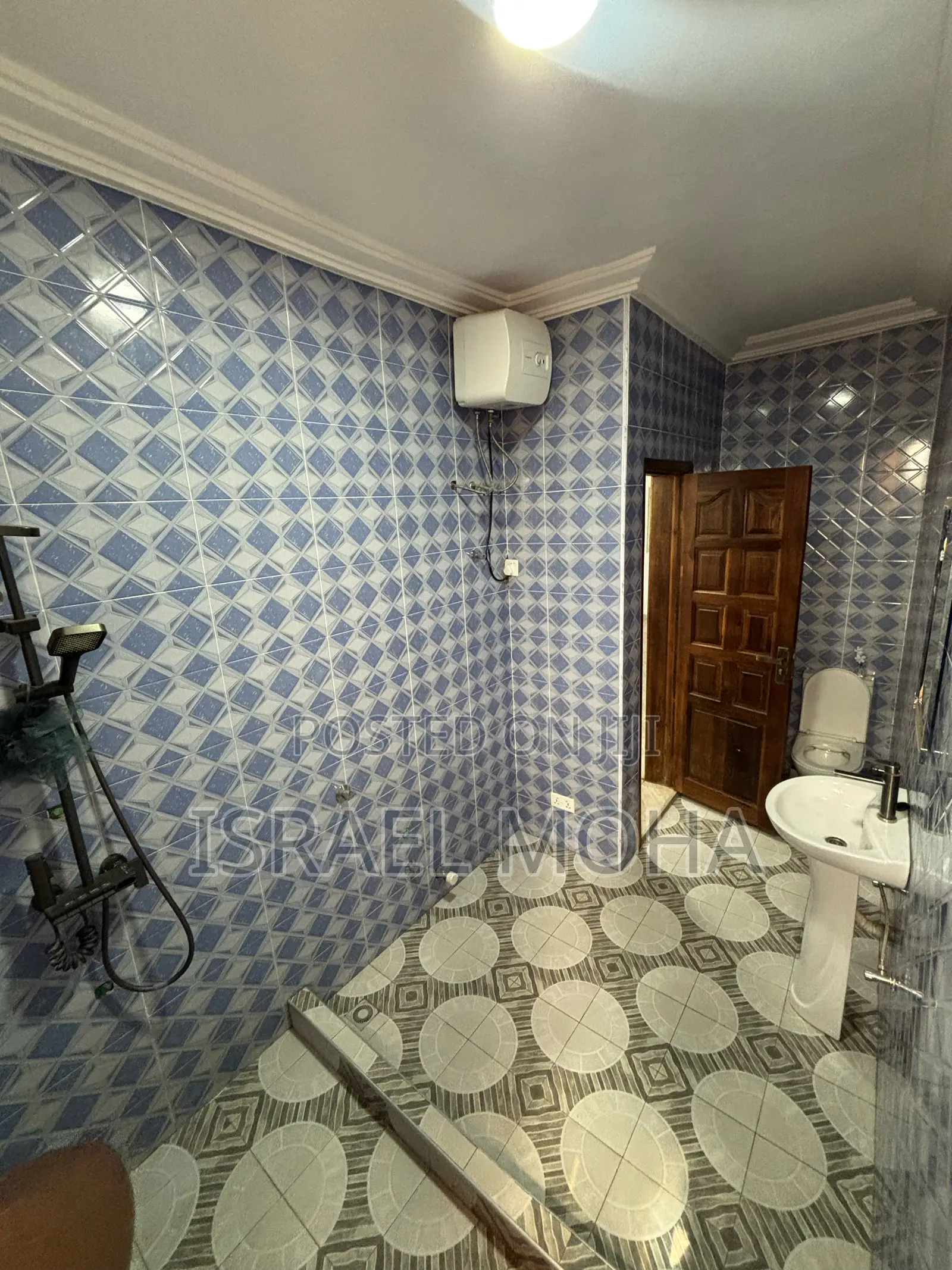 1bdrm Apartment in Lakeside for rent