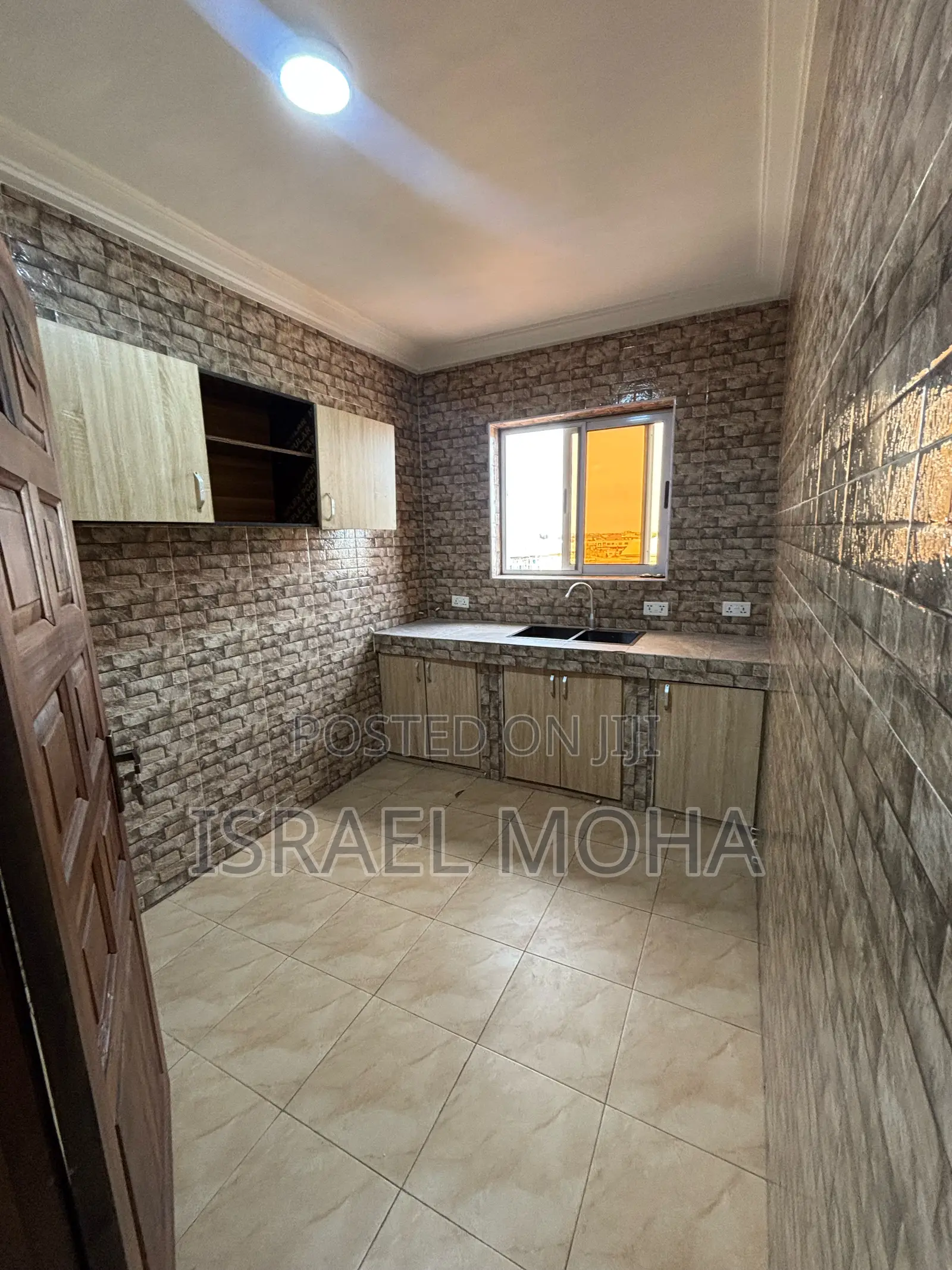 1bdrm Apartment in Lakeside for rent