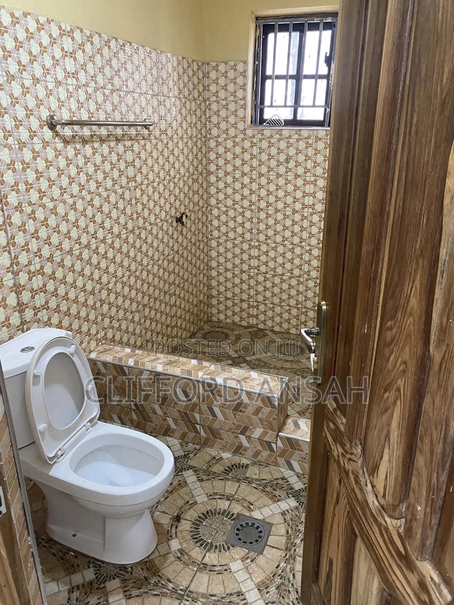Furnished 2bdrm Apartment in Kotwi-Naghe Clinic, Atwima Kwanwoma