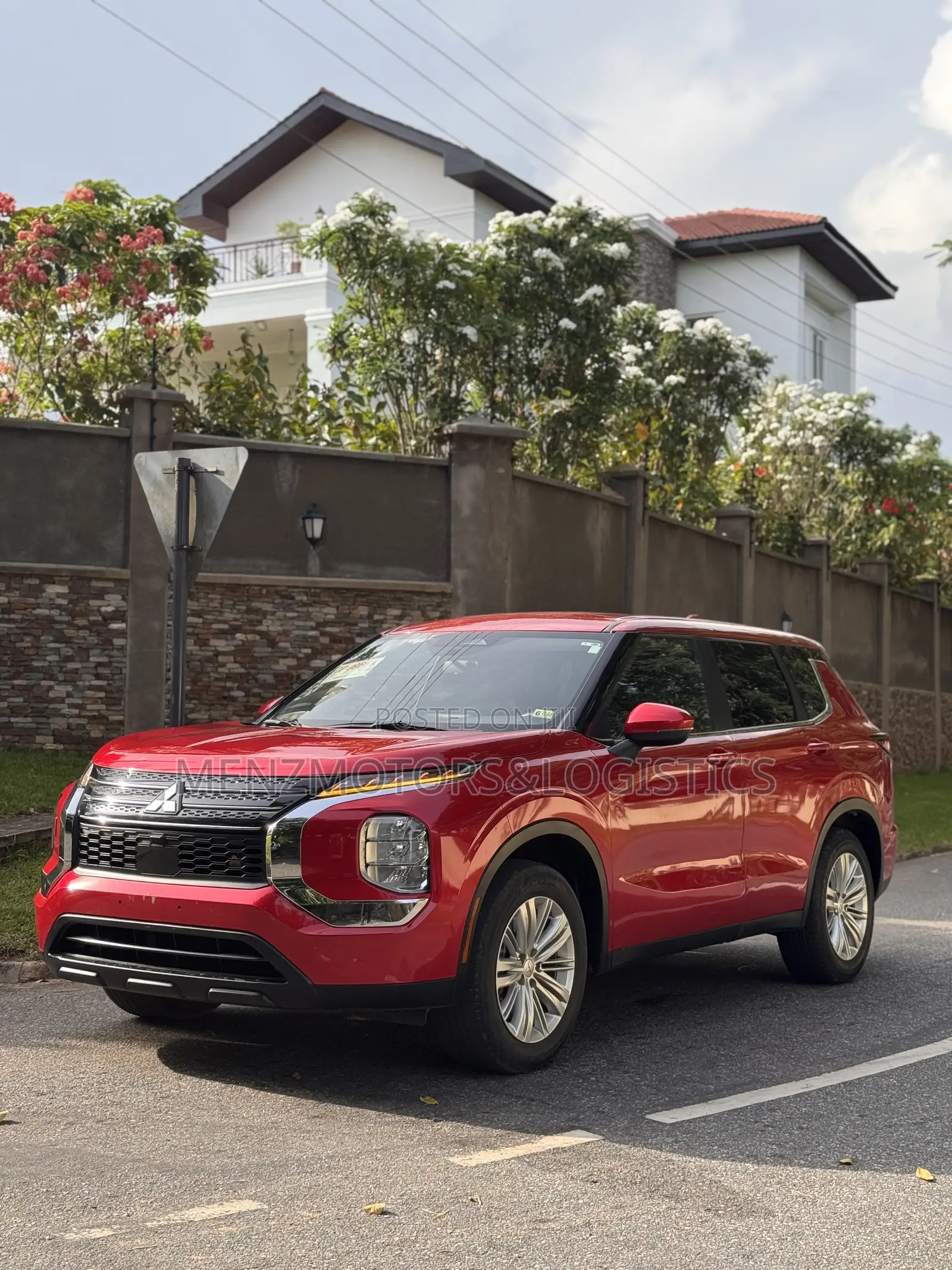 Mitsubishi Outlander SE 2024 Red