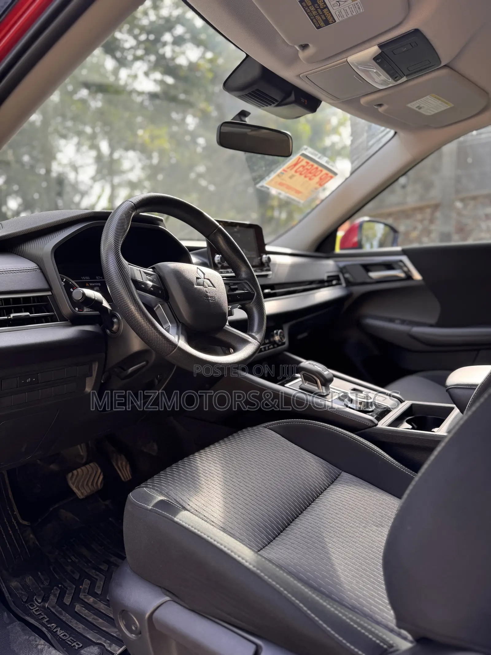 Mitsubishi Outlander SE 2024 Red