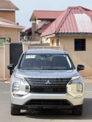 Mitsubishi Outlander 2.4 PHEV AWD 2021 Silver
