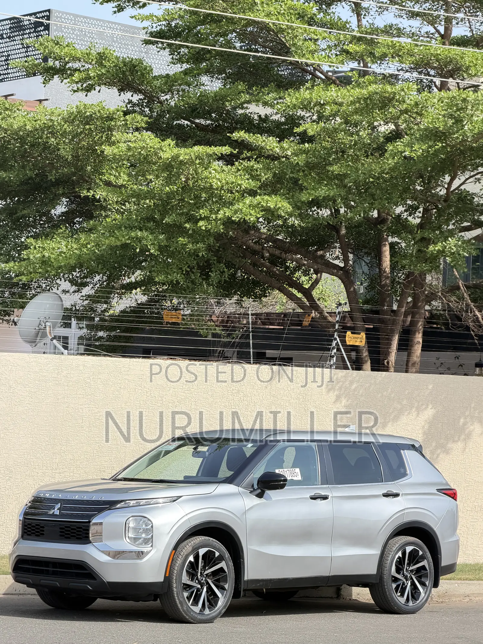 Mitsubishi Outlander 2.4 PHEV AWD 2021 Silver