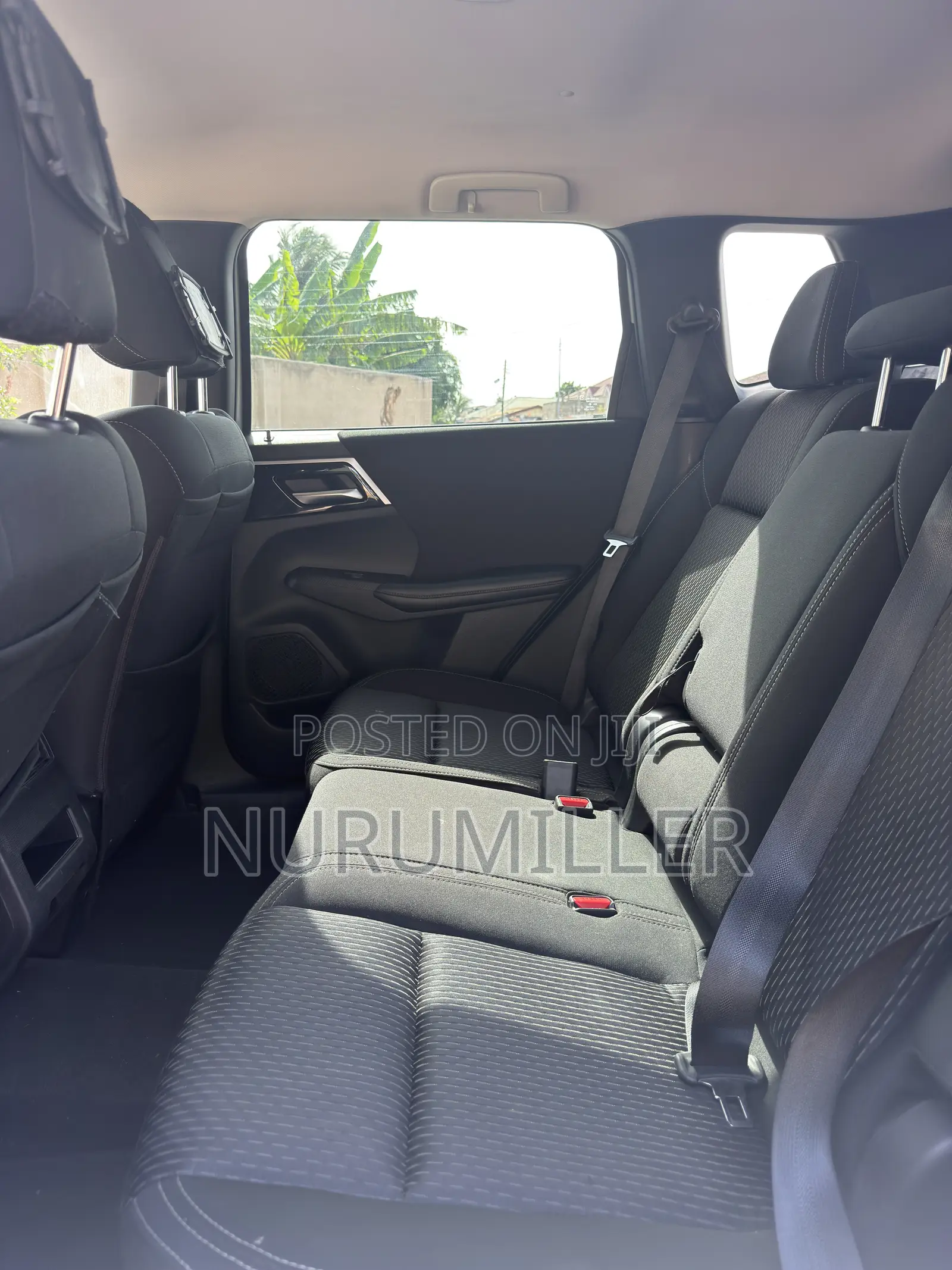 Mitsubishi Outlander 2.4 PHEV AWD 2021 Silver