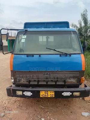 Kia Rhino 1