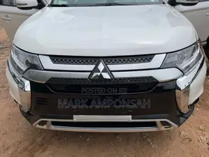 Mitsubishi Outlander SE S-AWC 2020 White