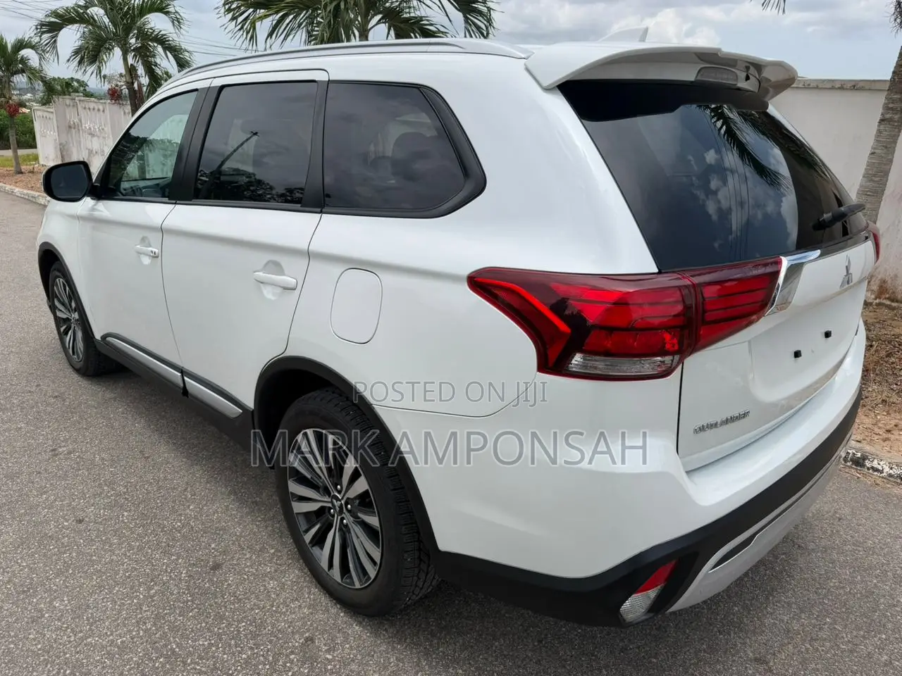 Mitsubishi Outlander SE S-AWC 2020 White