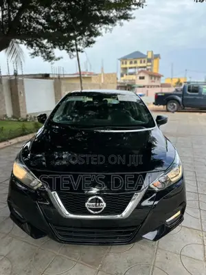 Nissan Versa 1.6 SV 2021 Black