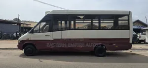 Mercedes-Benz Sprinter 2009 Brown