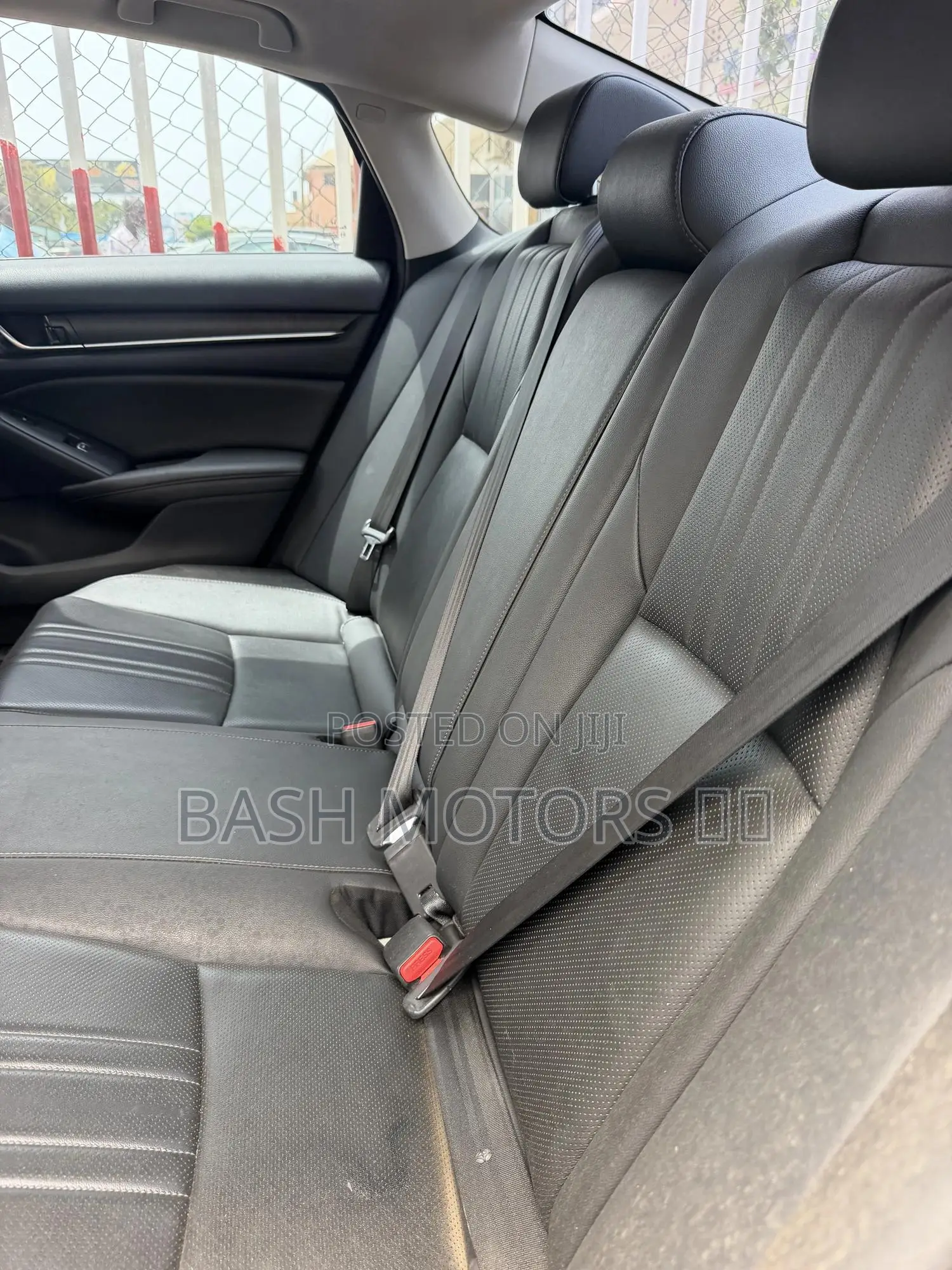 Honda Accord Touring 2.0T 2020 Silver