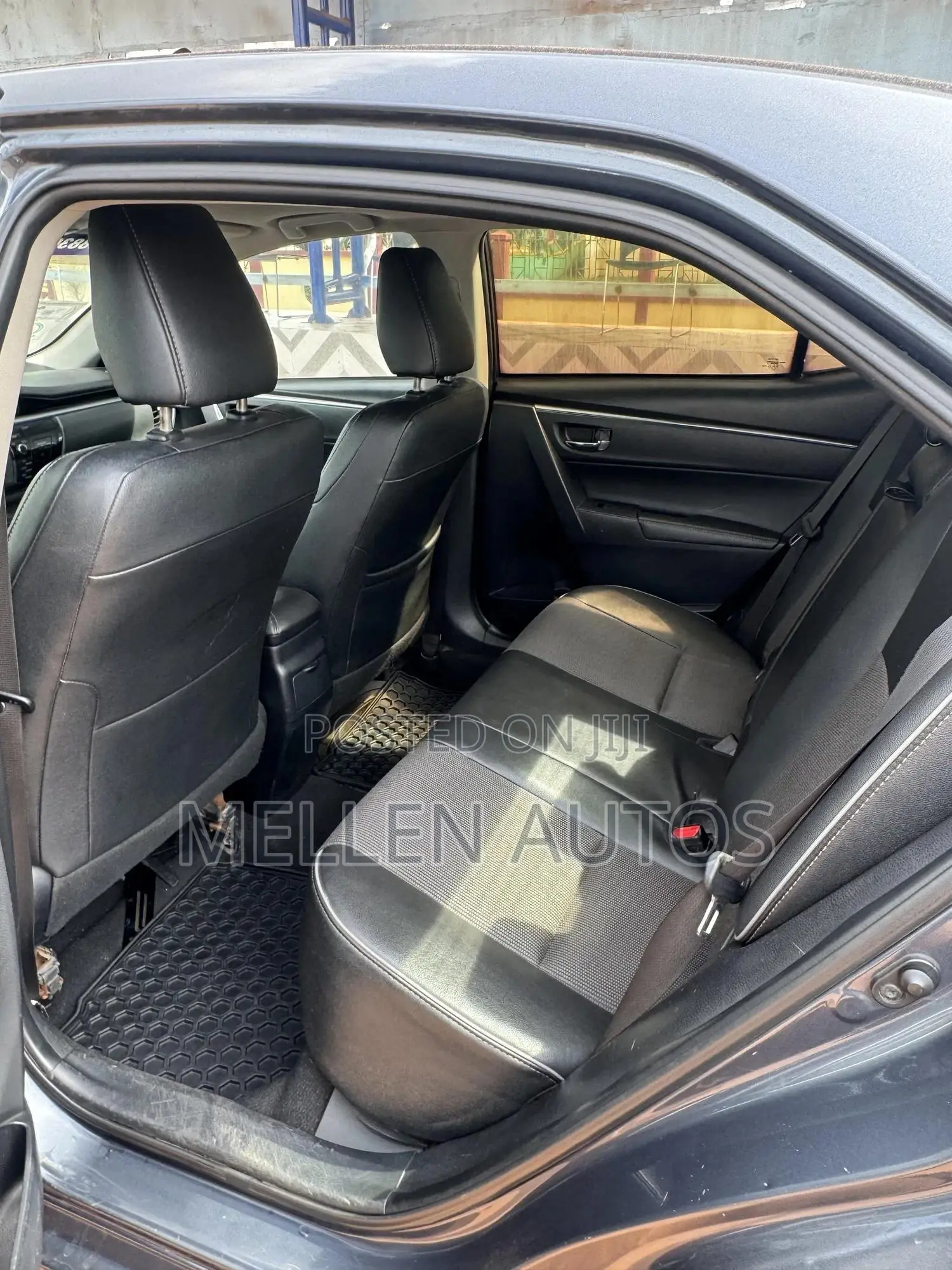 Toyota Corolla 2016 Black