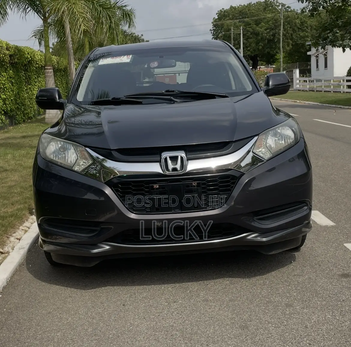 Honda Vezel 1.5 Hybrid 4WD 2015 Gray