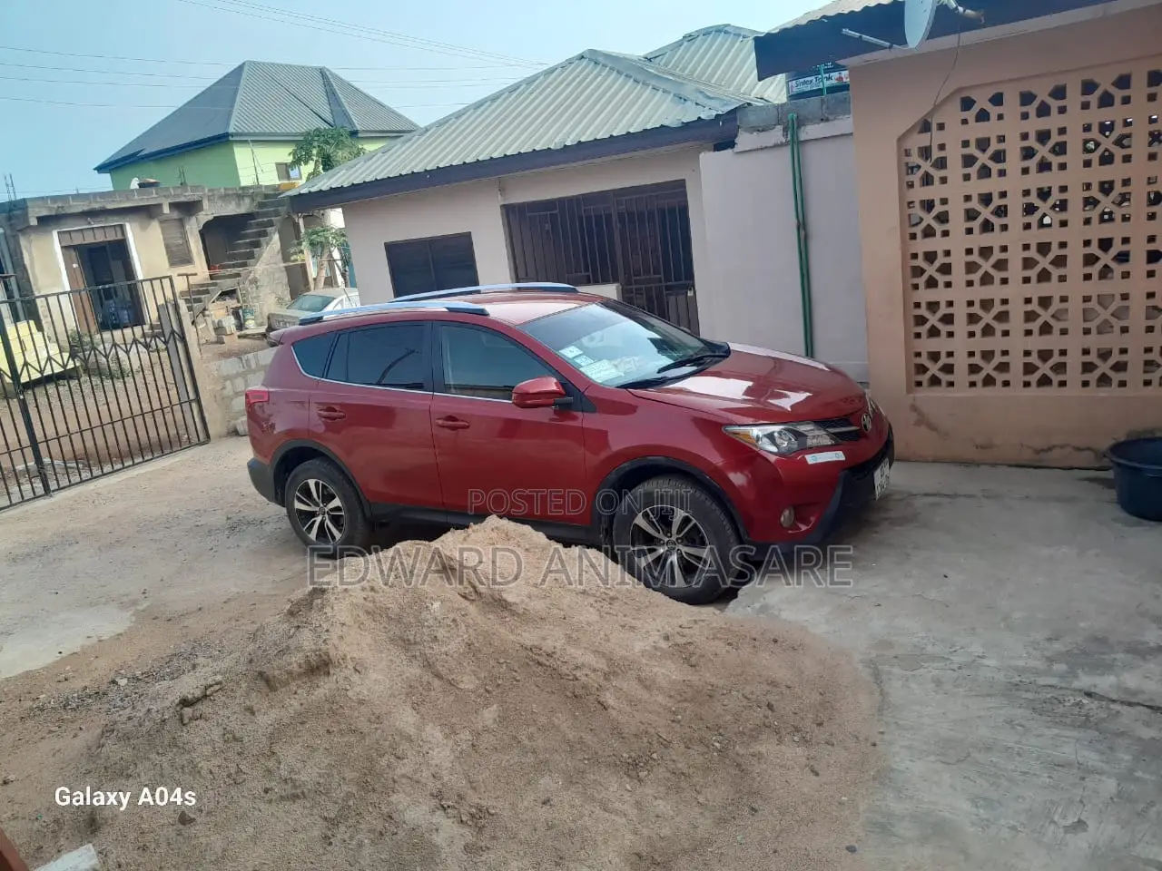 Toyota RAV4 LE 4dr SUV AWD (2.5L 4cyl 6A) 2015 Red