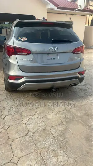 Hyundai Santa Fe 2017 Gray