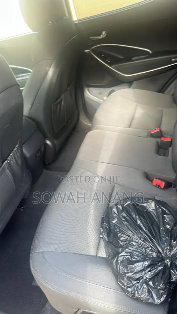 Hyundai Santa Fe 2017 Gray