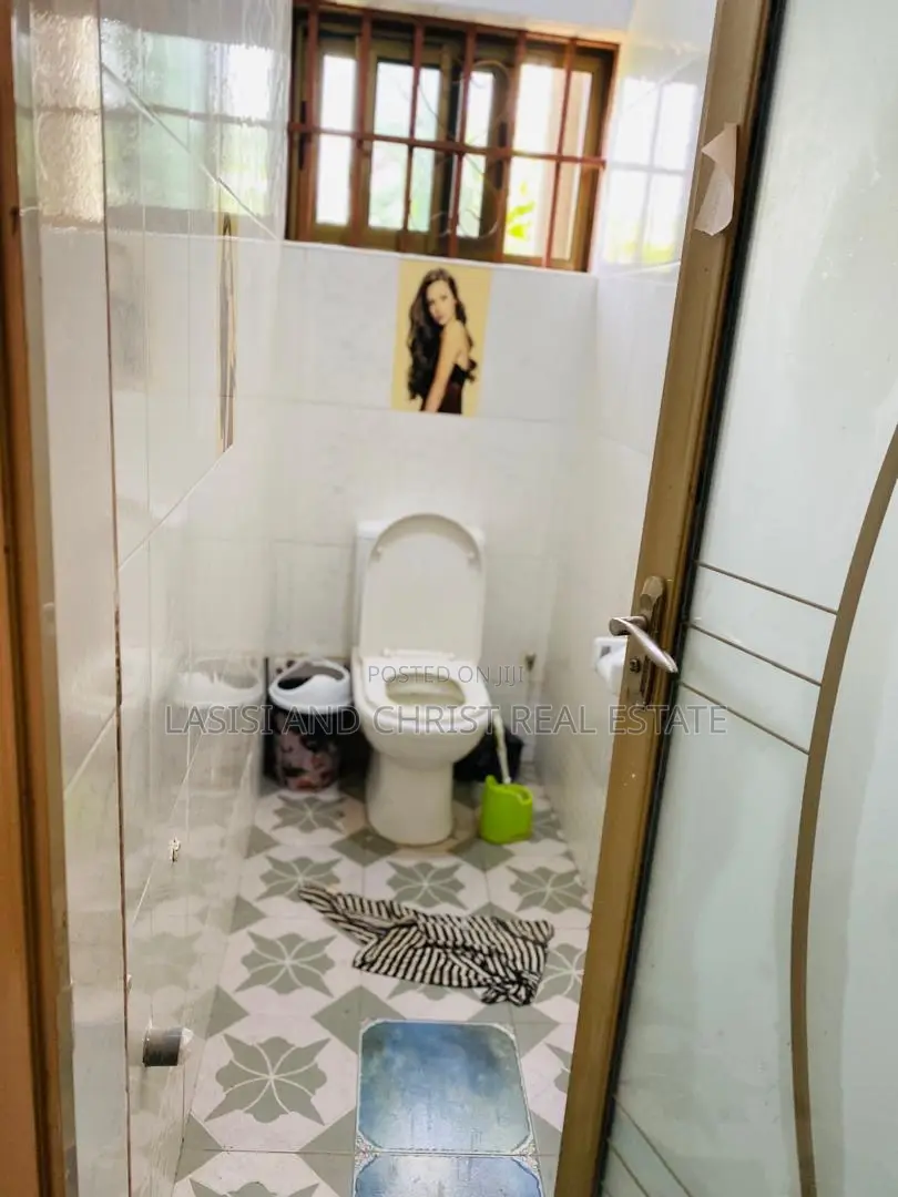 2bdrm Apartment in Lasisi And Christ, Amasaman for rent