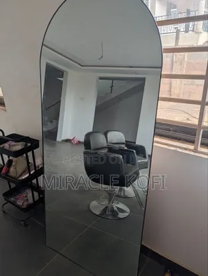 Salon Morrior 6ft With Light