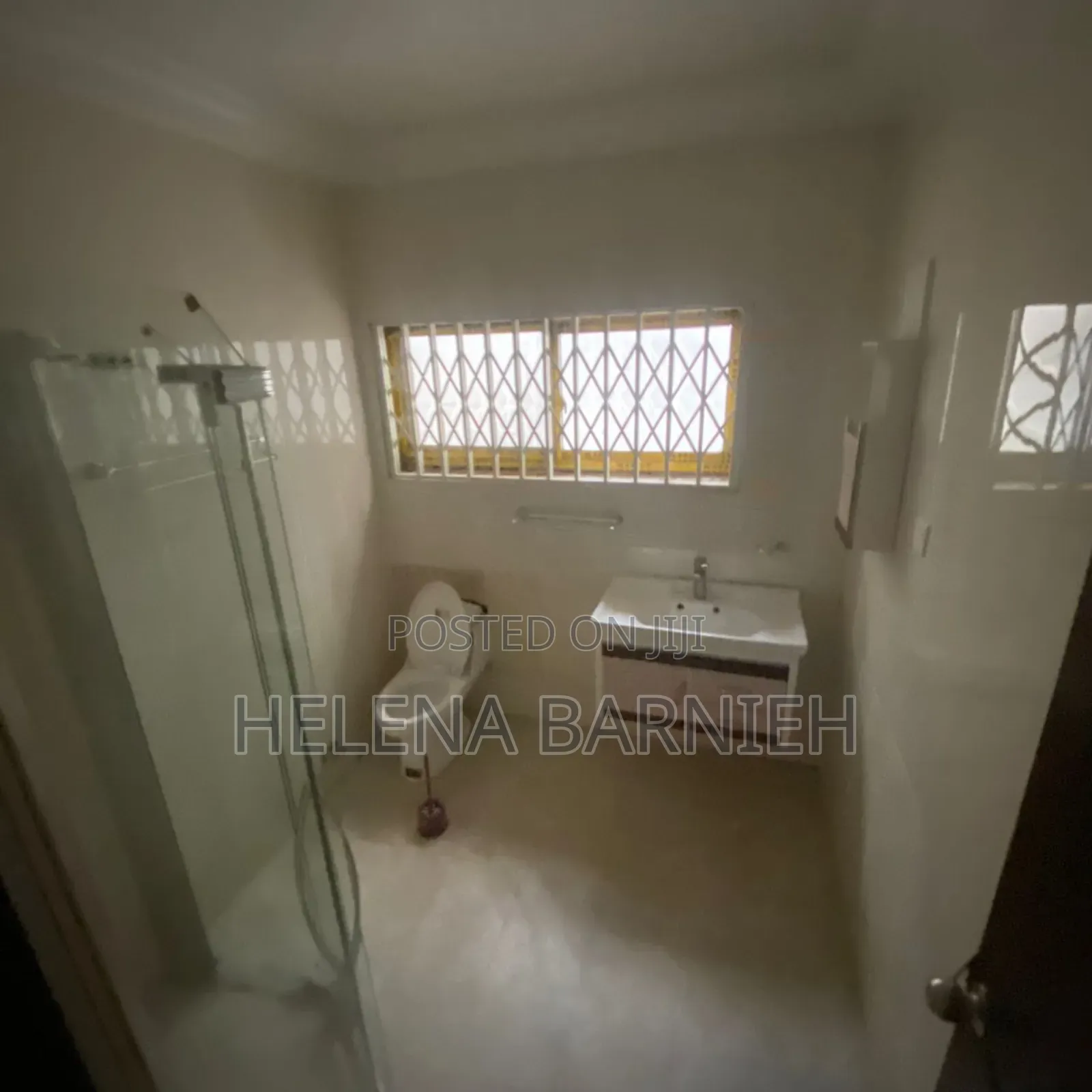 2bdrm Apartment in Helena Estate Agency, Ga East Municipal for rent