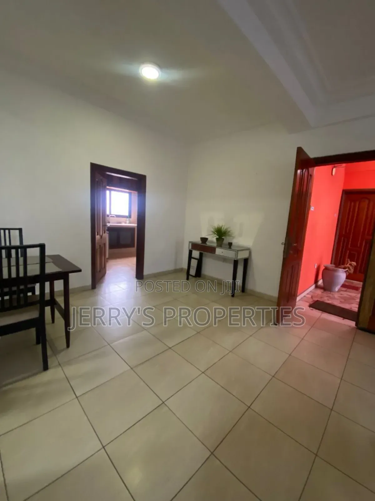 Furnished 2bdrm Apartment in Oxford Street for rent