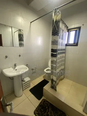 Furnished 2bdrm Apartment in Oxford Street for rent