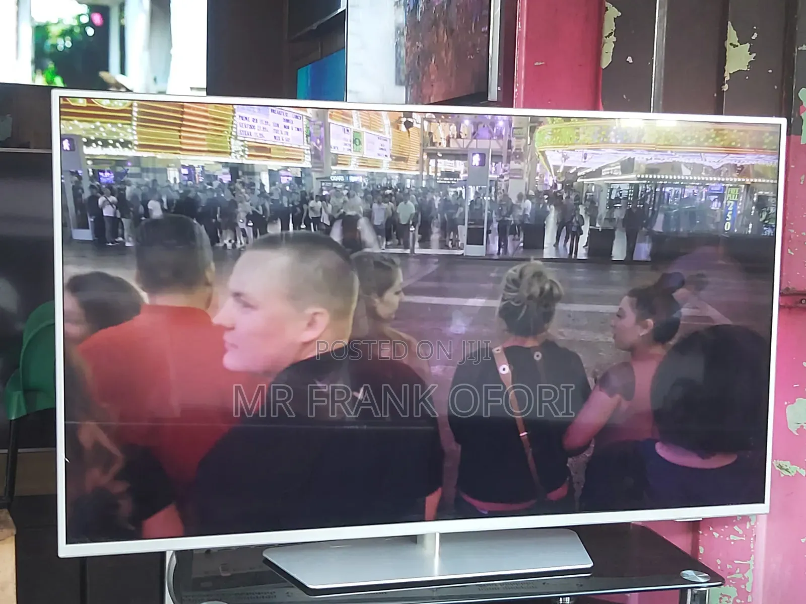 Phillips 43inches Smart Display