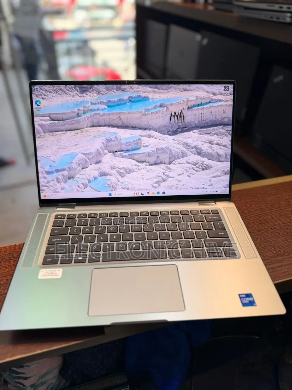 Laptop Dell Latitude 9520 16GB Intel Core i7 SSD 512GB