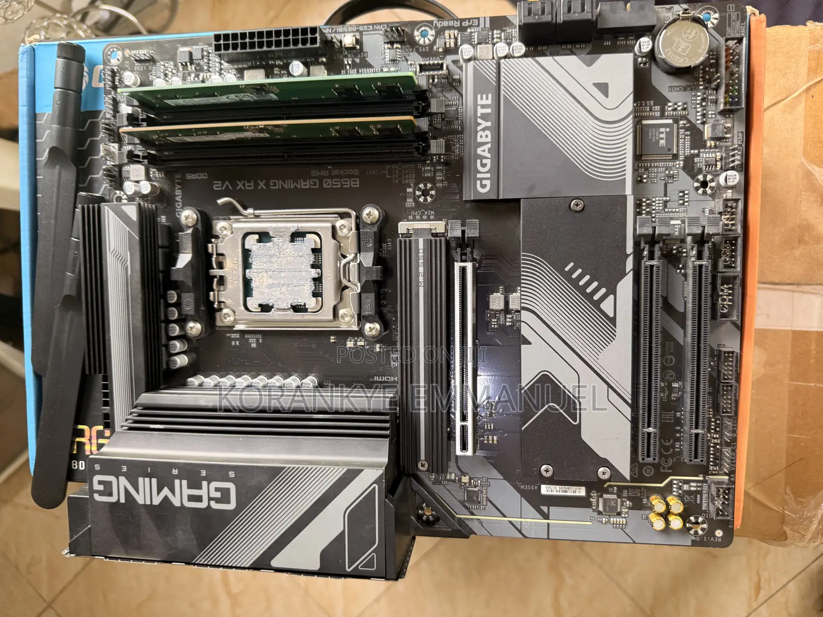 Gigabyte Aorus Ax V2 Wifi B650 + R7 7700 +8*8gb Ddr5