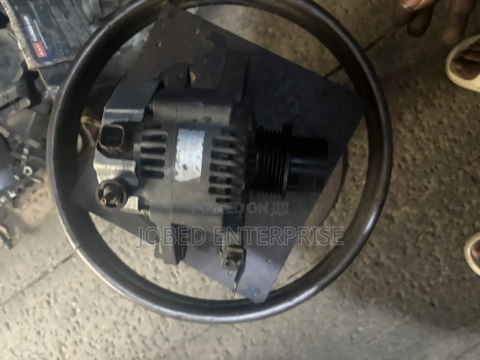 Toyota Vitz Alternator